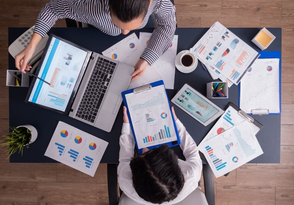 Forecasting the impact of emerging tech like blockchain and AR/VR on PR